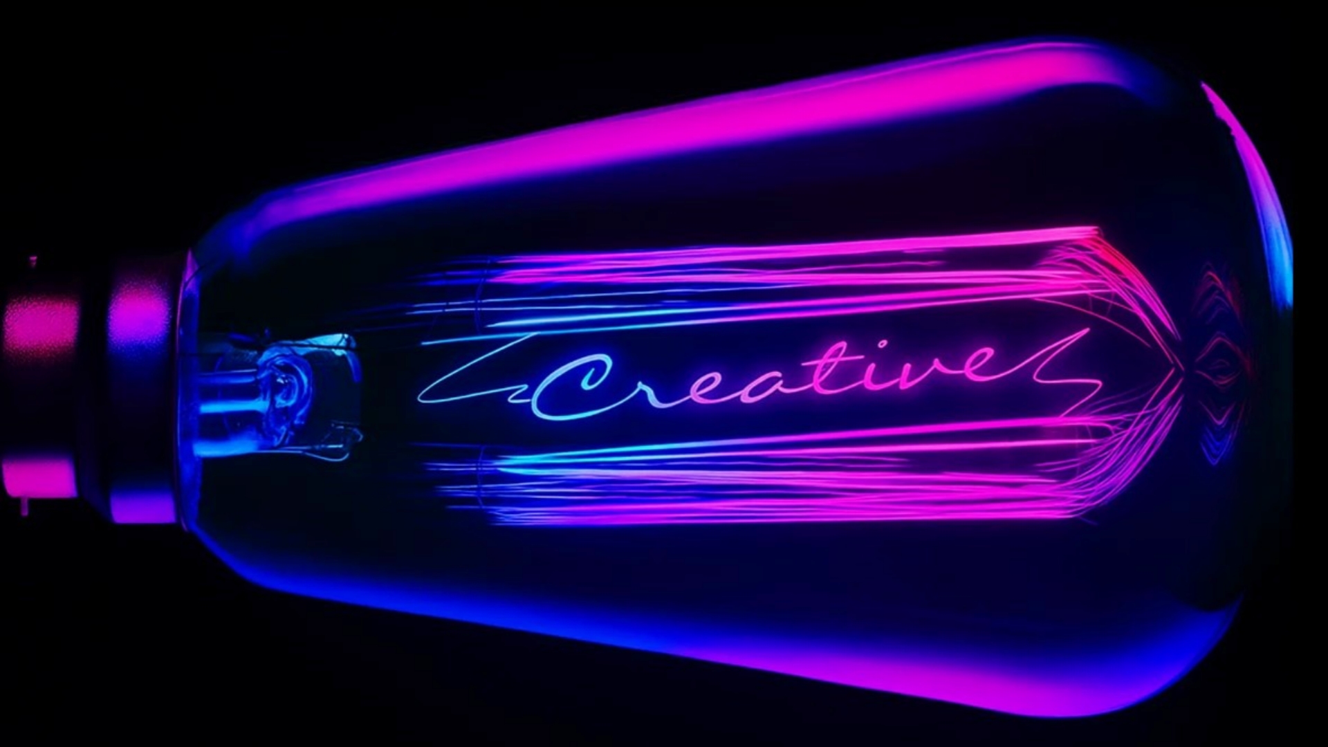 Żarówka Creative - symbol agencji SEO Studio A7.